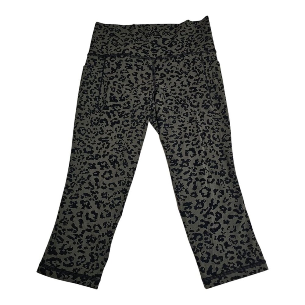 Athleta Women's Gray Leopard Print Leggings Salutation II Capri Athletic Size S